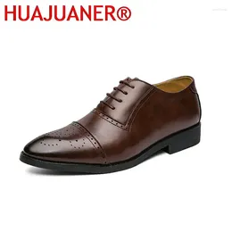 Casual Shoes Brogue Men Formal Fashion Business Men's Leather Oxford na brązowy sukienka Eleganckie ręcznie robione obuwie