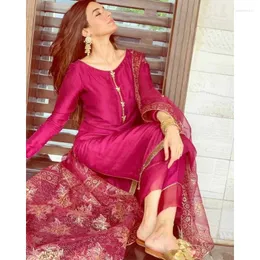 Ubranie etniczne Palazzo luźny garnitur dla kobiet na półfoziorne okazje dupatta pakistańskie różowe salwar kameez combo