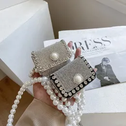 Pearl Rhinestone Påsar för kvinnor Mini Pures Pu Leather Coin Plånböcker Fashion Spring Summer Chain Decorative Hoper Midje Cross Bags 240407