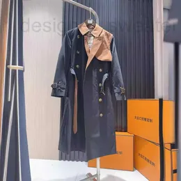 Trench da donna Designer Contrasta a colore Colore Patchwork Style Long Style 24 Autunno nuovo cappotto di fascia alta e testurizzata ER1H