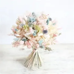 Produto coelho coelho rabbit grão de grama seca buquê de bouquets de noiva lindos arranjos de peças centrais de casamento Mãe presente 240409