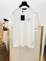 2024 Summer Nyaste Fashions White Mens Designer Luxury Beautiful Better T Shirts ~ US Size Tshirts ~ Mens Good Quality Designer Kort ärm T -skjortor
