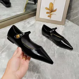 샌들 드레스 신발 광저우 고품질 1 대 풀 가죽 패션 베트남