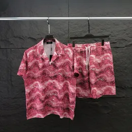 قميص القميص الصيفي قميص قميص رجالي مجموعة Chemise Luxe Fashion Full Body Red Print Button Up Designer Shirt Hemd Hawaii Shirt