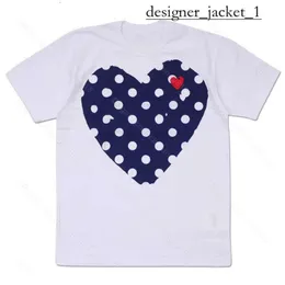 Comme Des Garcon Luxuxry Street Designer Mens Tasta Maglietta Casualmente Play di alta qualità Shirt sciolto e comodo Womens Red Heart Commes Des Garcon T -Shirt 9230