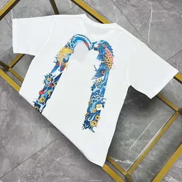 Chaopai fushen t-shirt för mäns 2024 sommar ny drake fish big m brev tryck lös casual andas rent bomull korta ärmar 324699