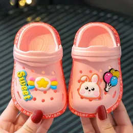 Slipper Summer Children Garden Lobs Shoes Boys Girls Sandal Sandal Kids Lightweight Heart Sute Cartoon Slip Baby Slippersl2404