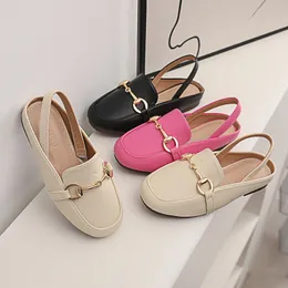 Yaz çocuk sandalet moda açık ayakkabılar çocuklar için kız bebekler daireler yumuşak deri sandalet düğün ev erkek gündelik ayakkabı