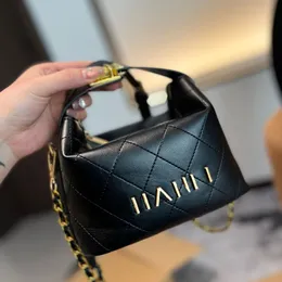 Women Zipper Underarm Bag Vintage Crossbody Bag 19CM Leather Gold Hardware Emblem Luxury Clutch Shopping Coin Push Trend Shoulder Bag Portable Fanny Pack Sacoche