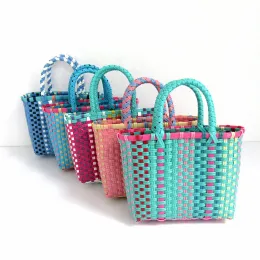 Buckets Small woven bag, color plastic strip, small square bag, pocket change, cute summer beach messenger bag