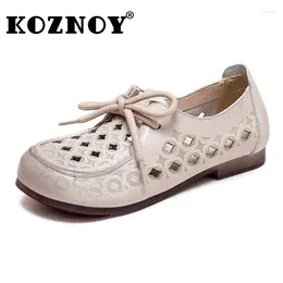 Buty swobodne Koznoy 2,5 cm krowa oryginalna skórzana kobiety letnie wygodne puste sandały płaskie poślizg na aplikacjach projektanci panie Oxfords