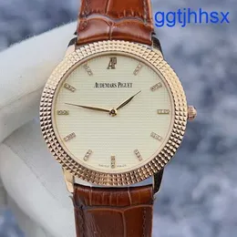 Beliebte AP -Armbanduhr Klassische Serie 15163or Weiße Plaid -Zifferblatt mit 18K Roségoldmaterial Einfach und groß