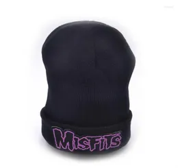 Boinas mais recentes modelo Misfits Logo Lã grãos 6 cores malha homens chapéus de inverno para mulheres beanie chapéu quente de crochê algodão1571475