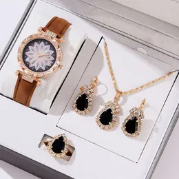 Heißer Verkauf von Frauen elegantes und kreatives Geschenkset mit Diamond Eingelegten Uhr Accessoires 4pcs/Set Gift Box Arms Watch Modedesigner L 9177