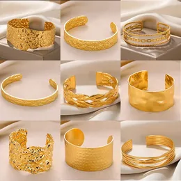 Vintage Smooth Irregular Twist Wide Bracelets For Women Gold Color Stainless Steel Geometry Open Cuff Bangles Jewelry Gift 240417