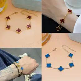 Tasarımcı Bilezik Vanclef Jewlery Kadınlar İçin Lüks 18K Altın Kaplama Oniks Akal Takı Sevgililer Günü Hediye Dört Yaprak Yonca Bilezik Moda Sizi Güzelleştirir