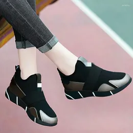 Casual Shoes Women Shoe Koreańska wersja żeńskiej studenckiej studenckiej projektantki turystyki Sneaker Vulcanize
