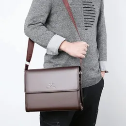 MENS LOTHENT COTTHERSATIONS PU LEATHER EXALICER OFFICE A4 FILE IPAD Square Side Messenger Crossbody Bag Male 240418