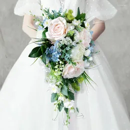Kwiaty dekoracyjne TYP BARDROP BRIDE Trzymanie symulacji ślubnej Woda Drop Bukiet Shooting Rekwizyty ozdobne stałe