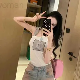 Frauen Tanks Camis Designer 24 Sommer Neues modisches kleines Duft Windqualität Tau eine Schulterfliege verkleinert Altersreduzierung Stricktop Tank Top mit äußerer Schlinge NDMO