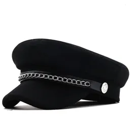 Utumn Kış Zinciri Siyah Askeri Beralar Kadınlar için Kadın Düz Ordu Kapağı Salior Şapka Kız Seyahat Beraları Ladies Ressamlar Kapak 240323