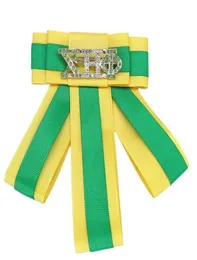 Stift broscher handgjorda stilfull grön gul bågen knut xho etikett grekiska soror bågar tie chi eta phi krage smycken6185315