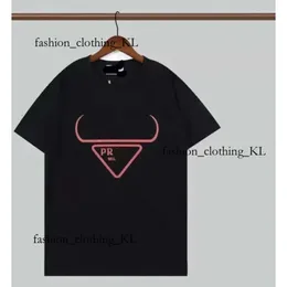 패션 FD 가방 Tshirts mens 여자 디자이너 티셔츠 티 탑 맨 캐주얼 가슴 레터 스트리트 반바지 슬리브 슬라이드 옷 FD 신발 셔츠 m-4xl 822