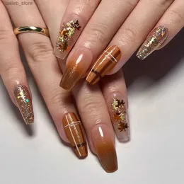 False Nails 24Pcs Short Coffin False Nails Brown Maple Leaf with French Design Wearable Fake Nails Simple Full Cover Press on Nails Tips Art Y240419