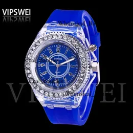 Wuminous Diamond Watch USA Trend Trend Men Woman Watches Loving LED LED Light Jelly Silicone Geneva Transparent Student Wristwatch Co 6715