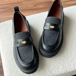 Casual Schuhe 24 Sommer Reisekomfort LP Slebende Frauen süße Stil weicher Soled English Kee Bequemes Plattform kleines Leder