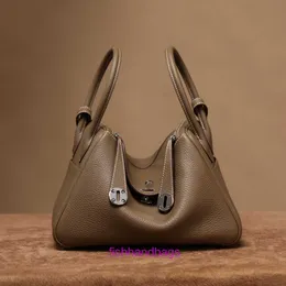 Herrmms Lindiss 9A Top -Qualität Tasche Frauen Geldbeutel Designer Einkaufstaschen Familie Klassische handgefertigte Wachs -Faden -Ärzte Tasche mit Litchi -Muster mit originalem Logo