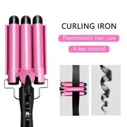 Curling do włosów żelazny ceramiczny profesjonalny Triple Barrel Curler Roller Roll Roll Tools Styler Wand Irons 240412