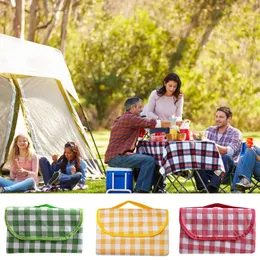 Faltbare tragbare Picknickmatte wasserdichtes Oxford-Stoff Outdoor-Picknicktschema Feuchtigkeitsdicker leichtes Gewicht für Camping-Wandern 240416