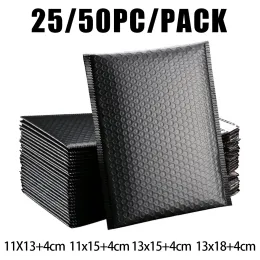 Sacchetti 13x18 cm Mailer a bolle 50pcs buste imbottite borse da imballaggio nero per lette per bolle di business Spedizione di confezionamento