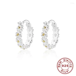 Orecchini per borchie S925 Anello d'argento piccolo fiore margherita femmina chiara semplice e versatile lusso