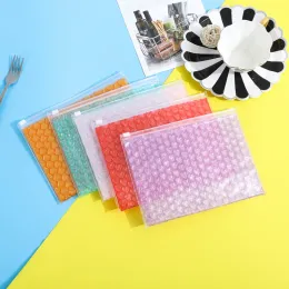 Taschen 10pcs farbenfrohe 21x16cm Schockverpackung Packack gepolstertem Mailingbeutel Luftblasen Reißverschlussbeutel wiederverwendbares transparentes PVC -Bubble -Beutel