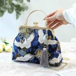 Shell Luxury Designer Evening Shell Bags Women Chinoiserie Print Crossbody Bags for Women Tassel Handväskor 2023 Nya kedja axelväskor