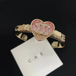 Tasarımcılar kanal yeni altın kaplama pembe şeftali kalp moda sevimli kız tasarım yüksek kaliteli bileklik romantik aşk yüksek kaliteli küçük elmas bileklik