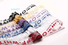 Hot Selling Male and Female Transparent Belt Plastic PVC tredimensionell klar gelébokstäver rak