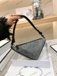 Triangolo femminile a forma di raso Crystal Hobo Spalla Borsa con cristalli sintetici all-over bling borse a traborgia per bling Luxurys per la festa della festa Accessori serali