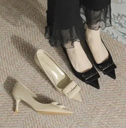 MM Designer Sandaler Kvinnor Sandal High Heel Sandals Leather Party Fashion Metal MM 240412