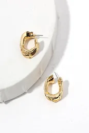 Retro Hoop Chunky Gold Color Metal C Shape Hoop örhängen Chunky Hoops Geometrical örhängen för kvinnor Vintage smycken Tillbehör2702303