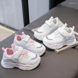 Scarpe casual per bambini primaverili e in pelle autunnale ragazze single traspiranti abbinano la tavola non slittata