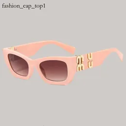 Mui Mui 브랜드 디자이너 고품질 Mui Mui 선글라스 맨 여름 해변 야외 안경 맨 UV 보호 여성 선글라스 PC 시트 액세서리 1854