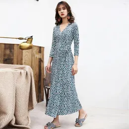 Lässige Kleider 2024 eingewickeltes Rock Sommer Grüne Tupfen Dot V-Ausschnitt Schnüre-Splim Slim Fit Printed Dress