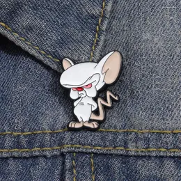 Broschen Kiefern animierte tierische periphere Brosche süße Cartoon Maus Metallabzeichen Personalisierte Zubehör Pins für Rucksäcke Abzeichen