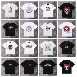 T-shirts de homens gostosos 2024 Casual Tshirts camiseta de manga curta Homens homens mulheres de alta qualidade de rua de estilo de moda de moda de moda de anime pólo