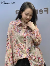 Kvinnors blusar Tunga borrning Jacquard Chiffon Shirt Kvinnor 2024 Summer Fashion Floral Blus Lång ärm Löst temperament Top