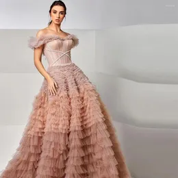 Party Dresses Xijun Saudi Arabic Tiersed Ruffles Tulle kväll från axelplottet Ruched A-Line Prom Dress Wedding Gown 2024