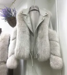 2020 Nowa skóra cienka kurtka Ms Fur Płaszcz Kobiet Model motocyklowy skórzany płaszcz mody Women039S Fur Jacket1063163